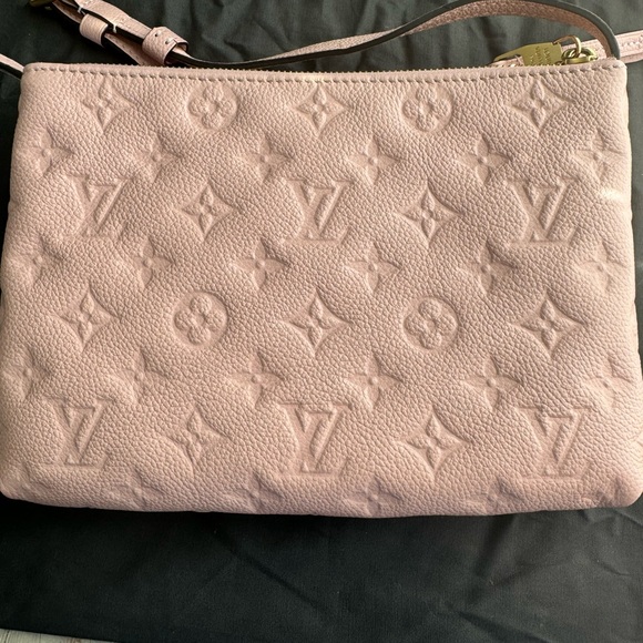 Authentic Louis Vuitton Empreinte Twice Rose Ballerine - Picture 6 of 12